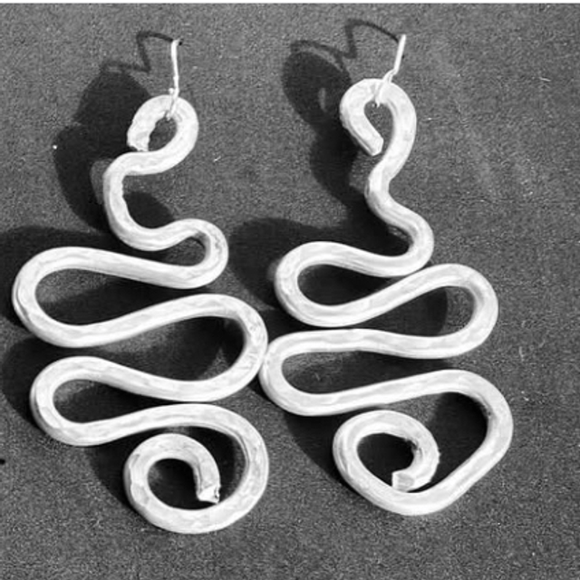 Boho wavy earrings silver