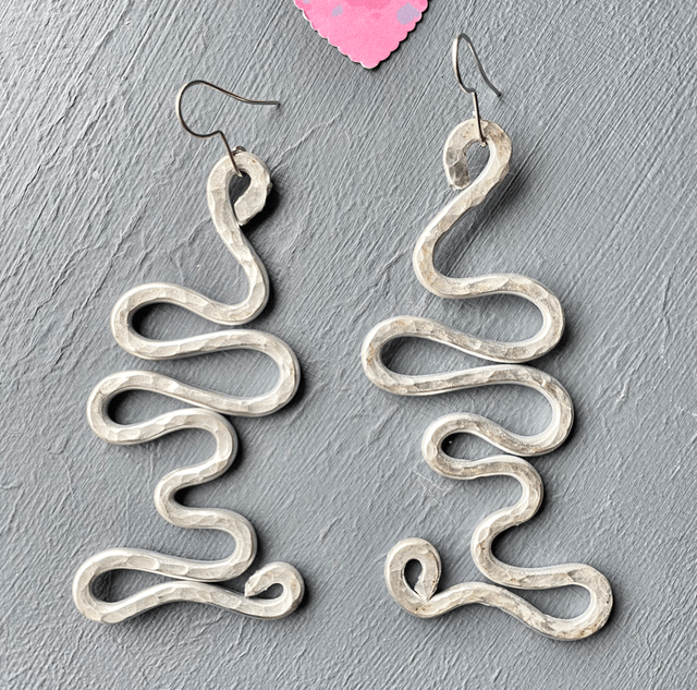 Boho wavy earrings silver